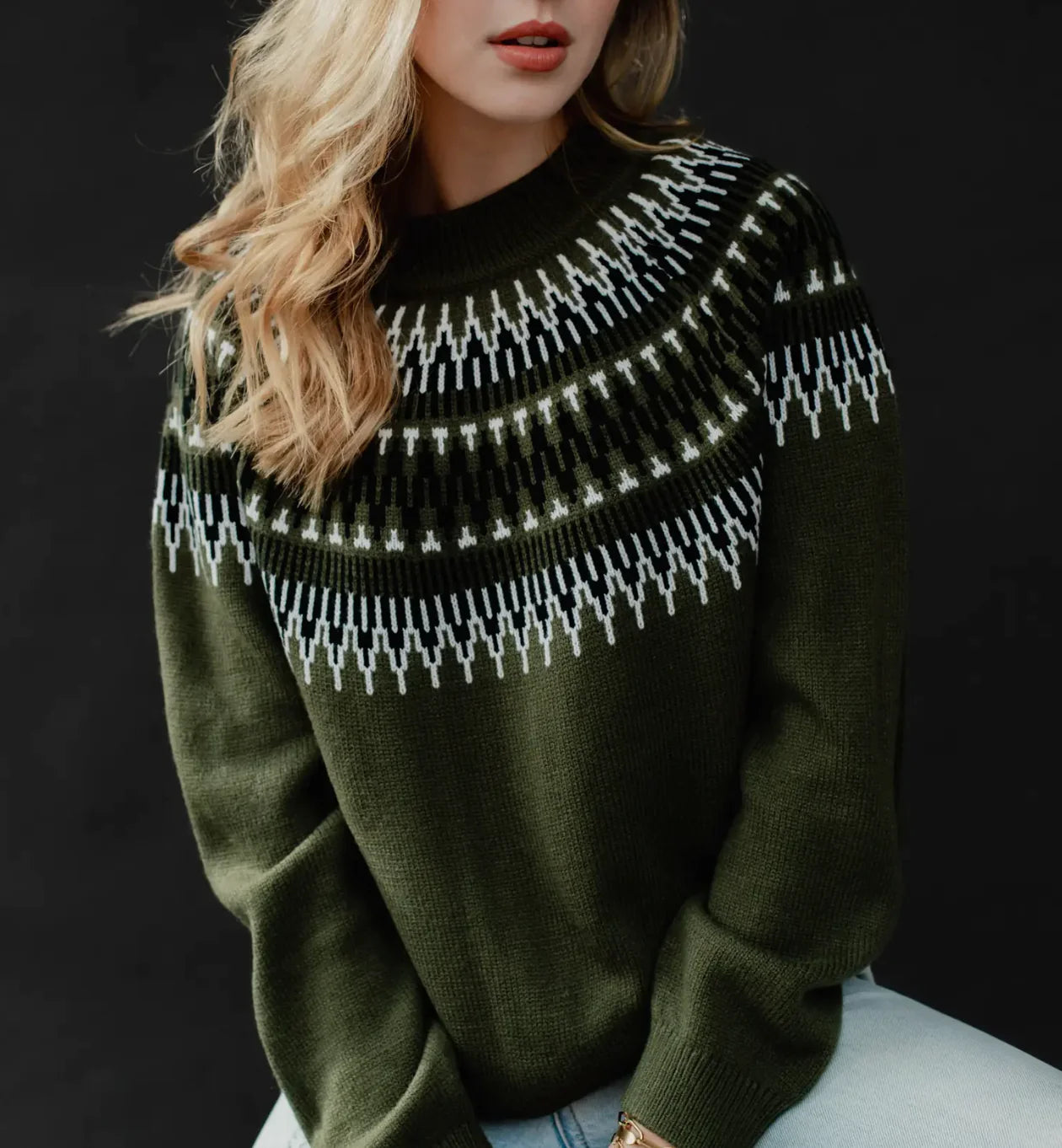 "Stylish Seasons: Transitioning Your Sweaters with Ease"